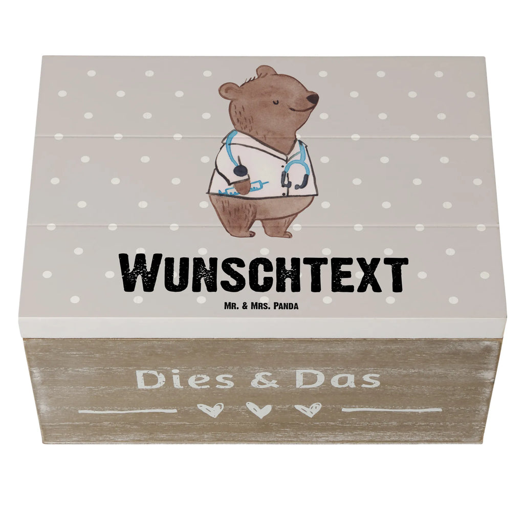 Personalizowane drewniane pudełko lekarz serce Schatzkiste Personalisiert, Truhe Personalisiert, Erinnerungsbox mit Namen, mit Namen, Geschenkbox Personalisiert, Truhe mit Namen, Erinnerungskiste Personalisiert, Holzkiste Personalisiert, Aufbewahrungsbox Personalisiert, Holzkiste mit Namen, GEschenkdose Personalisiert, Schatzkiste mit Namen, Kiste Personalisiert, Dekokiste Personalisiert, Schatulle mit Namen, Dekokiste mit Namen, Erinnerungsbox Personalisiert, Kiste mit Namen, Aufbewahrungsbox mit Namen, Schatulle Personalisiert, Beruf, Firma, Schenken, Mitarbeiter, Arbeitskollege, Danke, Kollegin, Geschenk, Kollege, Rente, Jubiläum, Abschied, Dankeschön, Ausbildung, Mediziner, Doktor, Doktortitel, Arzt, Medizinstudium, Arztpraxis, Hausarzt