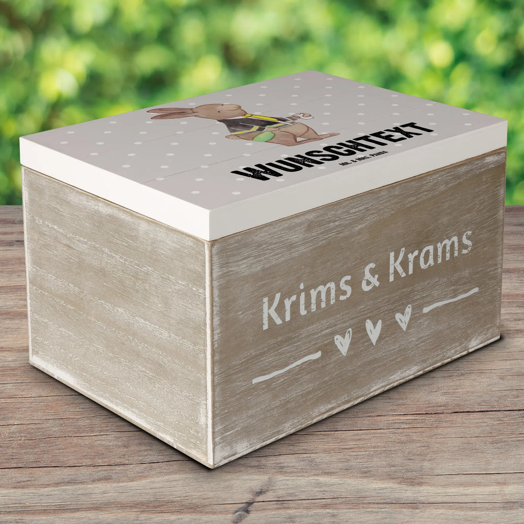 Personalised wooden chest Flight Attendant Heart Schatulle mit Namen, Truhe Personalisiert, Erinnerungsbox mit Namen, Schatzkiste Personalisiert, Schatzkiste mit Namen, Erinnerungskiste Personalisiert, mit Namen, Holzkiste mit Namen, Dekokiste Personalisiert, Truhe mit Namen, Aufbewahrungsbox Personalisiert, Aufbewahrungsbox mit Namen, GEschenkdose Personalisiert, Geschenkbox Personalisiert, Kiste Personalisiert, Erinnerungsbox Personalisiert, Dekokiste mit Namen, Holzkiste Personalisiert, Kiste mit Namen, Schatulle Personalisiert, Beruf, Ausbildung, Abschied, Rente, Dankeschön, Jubiläum, Kollege, Kollegin, Arbeitskollege, Mitarbeiter, Firma, Schenken, Geschenk, Danke, Flugsteward, Flugbegleiter, Flight-Attendant, Steward