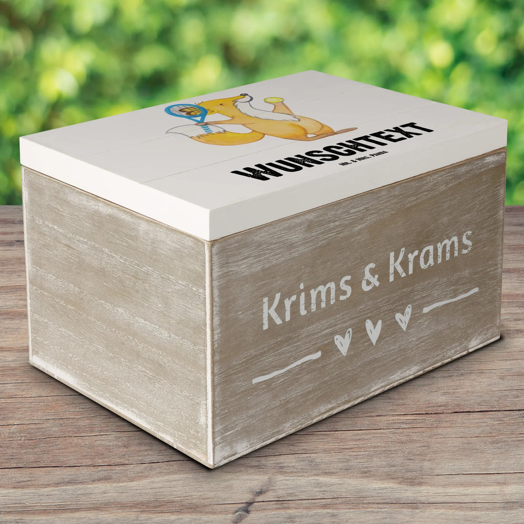 Personalised wooden chest Fox play tennis Geschenkbox Personalisiert, Schatzkiste mit Namen, Erinnerungsbox mit Namen, Holzkiste mit Namen, Holzkiste Personalisiert, Schatulle mit Namen, Erinnerungskiste Personalisiert, Dekokiste Personalisiert, Truhe mit Namen, Schatzkiste Personalisiert, Truhe Personalisiert, Erinnerungsbox Personalisiert, GEschenkdose Personalisiert, Kiste Personalisiert, Schatulle Personalisiert, Aufbewahrungsbox mit Namen, mit Namen, Dekokiste mit Namen, Kiste mit Namen, Aufbewahrungsbox Personalisiert, Geschenk, Schenken, Sport, Sportart, Hobby, Danke, Dankeschön, Auszeichnung, Gewinn, Sportler, Tennisclub, Tennisverein, Tennis Turnier, Ballsportart, Tennis spielen