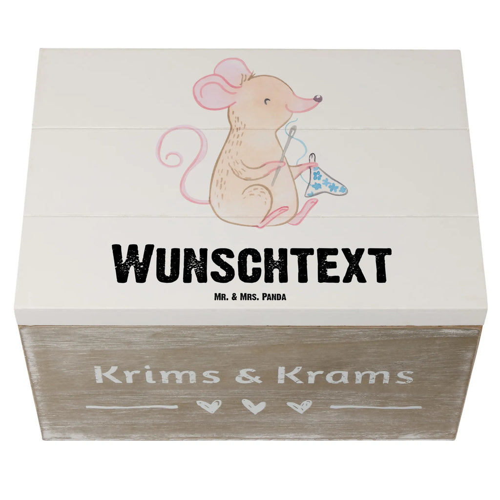 Personalised wooden chest Mouse Sew GEschenkdose personalisiert, Aufbewahrungsbox Personalisiert, Schatulle Personalisiert, Truhe Personalisiert, Kiste Personalisiert, Holzkiste mit Namen, Erinnerungsbox Personalisiert, Schatzkiste mit Namen, mit Namen, Kiste mit Namen, Schatulle mit Namen, Aufbewahrungsbox mit Namen, Dekokiste mit Namen, Dekokiste Personalisiert, Geschenkbox personalisiert, Holzkiste Personalisiert, Erinnerungsbox mit Namen, Erinnerungskiste, Erinnerungskiste Personalisiert, Schatzkiste Personalisiert, Truhe mit Namen, Geschenk, Sport, Sportart, Hobby, Schenken, Danke, Dankeschön, Auszeichnung, Gewinn, Sportler, kreatives Hobby, DIY, Nähmaschine, Nähkurs, Nähen
