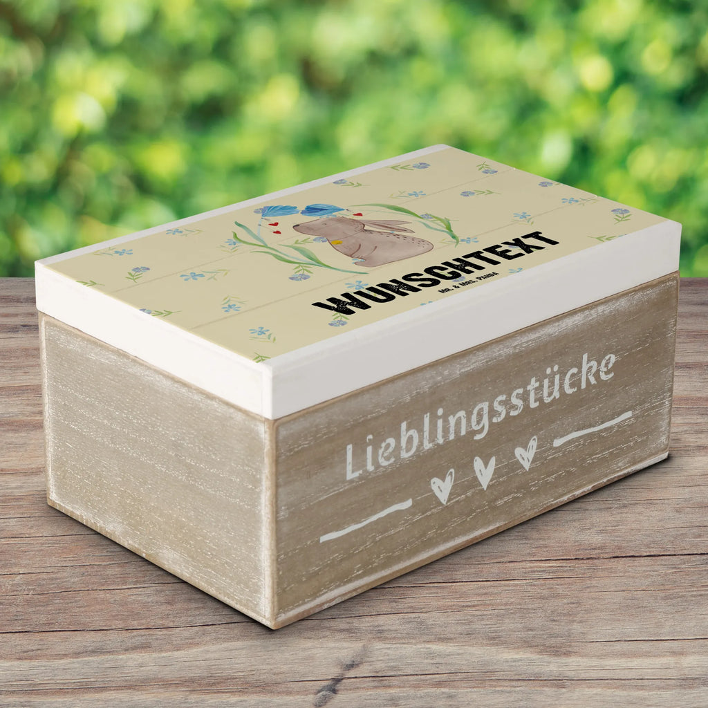 Personalised wooden chest Hare flower Dekokiste Personalisiert, Holzkiste mit Namen, Schatzkiste Personalisiert, Truhe mit Namen, Aufbewahrungsbox Personalisiert, Schatzkiste mit Namen, Truhe Personalisiert, Schatulle mit Namen, Dekokiste mit Namen, Erinnerungsbox mit Namen, GEschenkdose Personalisiert, Holzkiste Personalisiert, Kiste Personalisiert, Geschenkbox Personalisiert, Schatulle Personalisiert, mit Namen, Kiste mit Namen, Aufbewahrungsbox mit Namen, Erinnerungsbox Personalisiert, Erinnerungskiste Personalisiert, Osternest, Osterhase, Ostergeschenke, Ostern Kinder, Ostergeschenke Kinder, Geschenke zu Ostern, Ostern, Ostern Geschenk, Osterdeko, Taufgeschenk, Taufe, Erstes Kind, Geburt, Kaninchen, Schwangerschaft, Kindergeburtstag, Geburtstag, Hase, Kind, Träume, Hoffnung