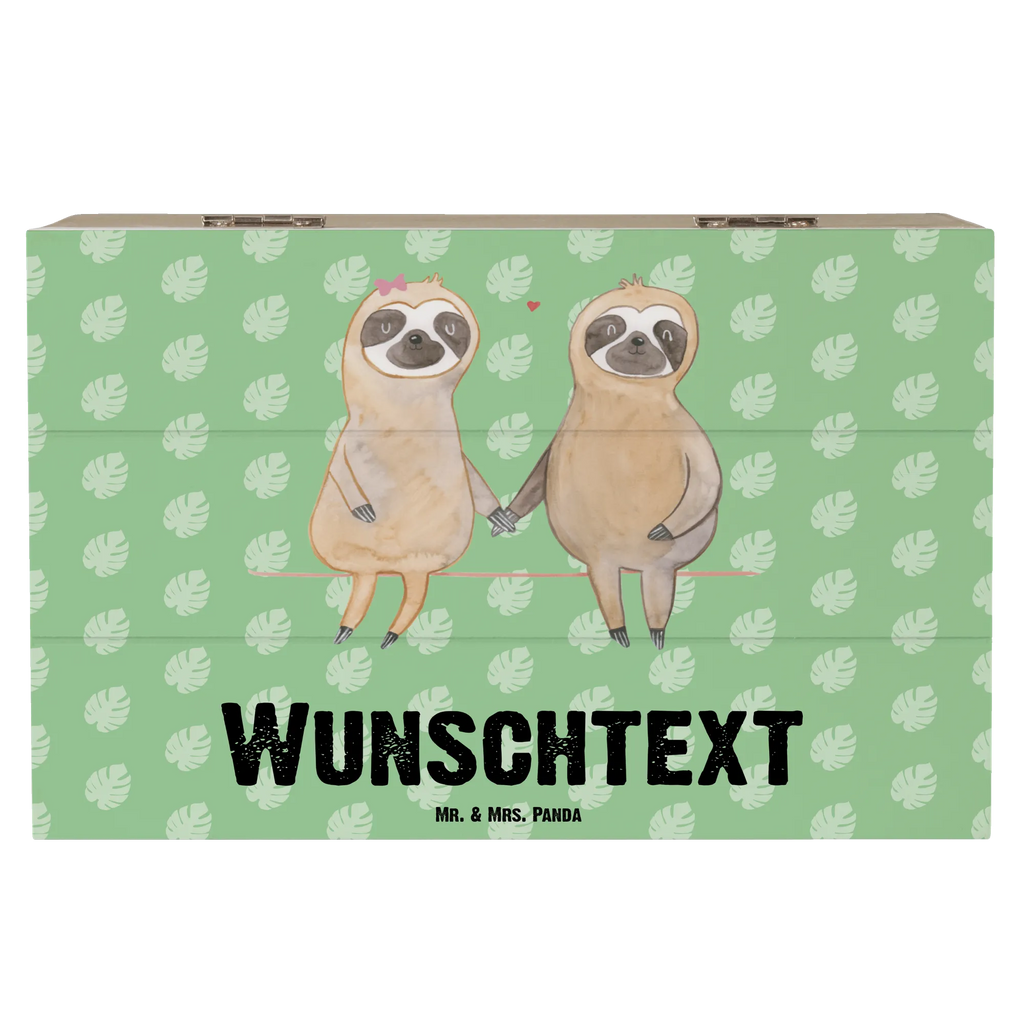 Personalisierte Holzkiste Faultier Pärchen Schatzkiste Personalisiert, Holzkiste mit Namen, Dekokiste Personalisiert, Truhe mit Namen, Truhe Personalisiert, Dekokiste mit Namen, Holzkiste Personalisiert, Aufbewahrungsbox mit Namen, Erinnerungsbox Personalisiert, Erinnerungsbox mit Namen, mit Namen, Aufbewahrungsbox Personalisiert, Erinnerungskiste Personalisiert, GEschenkdose Personalisiert, Schatulle Personalisiert, Schatzkiste mit Namen, Geschenkbox Personalisiert, Schatulle mit Namen, Kiste Personalisiert, Kiste mit Namen, Faultier, Faultier Deko, Faultier Geschenk, Gemeinsam, Liebe, Faultierliebe, Liebespaar, Verlobt, Langsamkeit, Verliebt, Beziehung, Relaxen, faul, Lieblingstier, Faultierpärchen, Pärchen, Faultiere