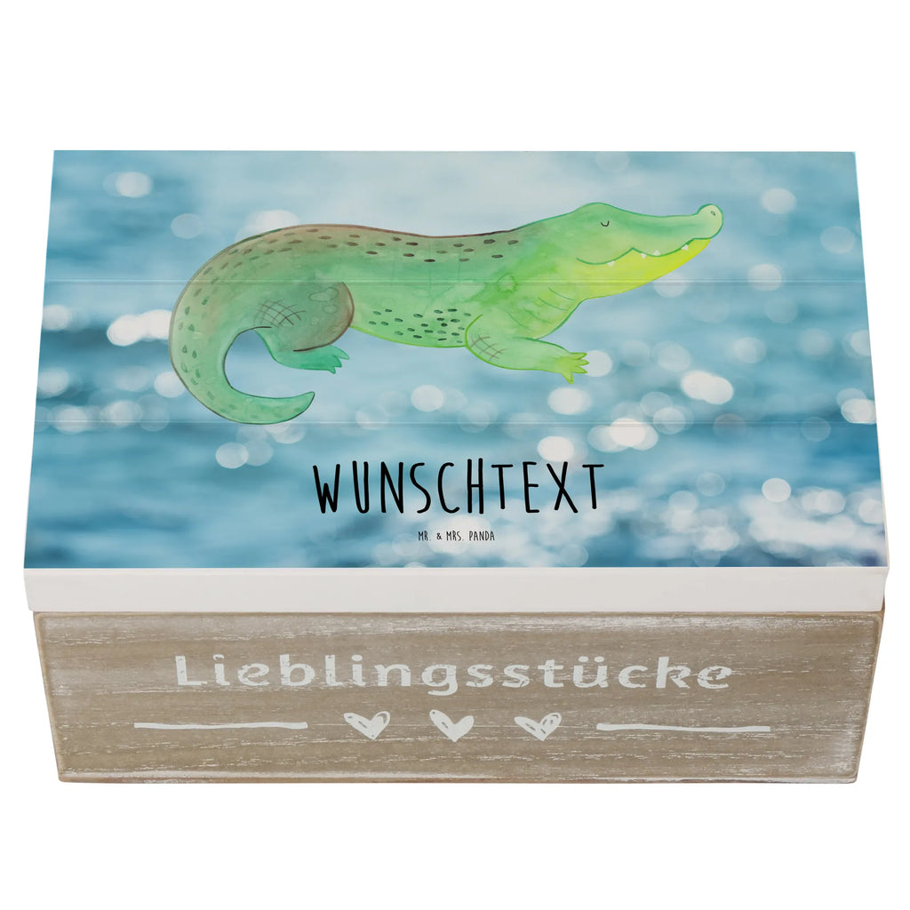 Personalised wooden chest Crocodile Aufbewahrungsbox Personalisiert, Erinnerungskiste Personalisiert, Truhe Personalisiert, Erinnerungsbox mit Namen, Aufbewahrungsbox mit Namen, Dekokiste Personalisiert, Kiste mit Namen, Holzkiste mit Namen, GEschenkdose Personalisiert, mit Namen, Schatzkiste mit Namen, Kiste Personalisiert, Holzkiste Personalisiert, Erinnerungsbox Personalisiert, Truhe mit Namen, Dekokiste mit Namen, Schatulle mit Namen, Geschenkbox Personalisiert, Schatulle Personalisiert, Schatzkiste Personalisiert, Urlaub, Meerestiere, Meer, Reiselust, Krokodil, Freundin, Lieblingsmensch, Verrückt sein, Abenteuerlust, Beste Freundin, Krokodile, Spontan sein