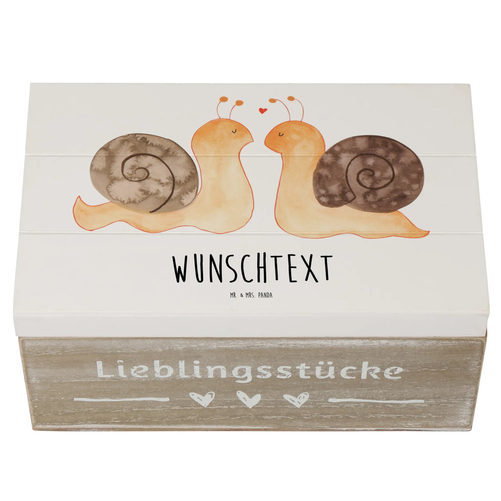 Personalisierte Holzkiste Schnecken Liebe Schatulle mit Namen, Dekokiste Personalisiert, Schatzkiste mit Namen, Erinnerungskiste, Holzkiste Personalisiert, Truhe mit Namen, mit Namen, Dekokiste mit Namen, Erinnerungskiste Personalisiert, Schatzkiste Personalisiert, Schatulle Personalisiert, GEschenkdose personalisiert, Aufbewahrungsbox mit Namen, Truhe Personalisiert, Holzkiste mit Namen, Kiste mit Namen, Geschenkbox personalisiert, Erinnerungsbox Personalisiert, Kiste Personalisiert, Aufbewahrungsbox Personalisiert, Erinnerungsbox mit Namen, Liebe, Partner, Freund, Freundin, Ehemann, Ehefrau, Heiraten, Verlobung, Heiratsantrag, Liebesgeschenk, Jahrestag, Hocheitstag