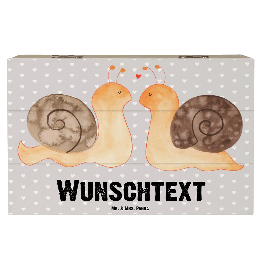 Personalisierte Holzkiste Schnecken Liebe Schatulle mit Namen, Dekokiste Personalisiert, Schatzkiste mit Namen, Erinnerungskiste, Holzkiste Personalisiert, Truhe mit Namen, mit Namen, Dekokiste mit Namen, Erinnerungskiste Personalisiert, Schatzkiste Personalisiert, Schatulle Personalisiert, GEschenkdose personalisiert, Aufbewahrungsbox mit Namen, Truhe Personalisiert, Holzkiste mit Namen, Kiste mit Namen, Geschenkbox personalisiert, Erinnerungsbox Personalisiert, Kiste Personalisiert, Aufbewahrungsbox Personalisiert, Erinnerungsbox mit Namen, Liebe, Partner, Freund, Freundin, Ehemann, Ehefrau, Heiraten, Verlobung, Heiratsantrag, Liebesgeschenk, Jahrestag, Hocheitstag