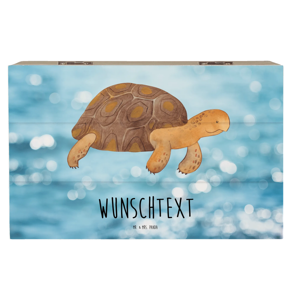Personalised wooden chest tortoise March Truhe mit Namen, Schatulle mit Namen, Dekokiste mit Namen, Holzkiste Personalisiert, Dekokiste Personalisiert, Kiste Personalisiert, Aufbewahrungsbox Personalisiert, Schatzkiste mit Namen, Erinnerungsbox mit Namen, Kiste mit Namen, Holzkiste mit Namen, Geschenkbox Personalisiert, Aufbewahrungsbox mit Namen, Schatzkiste Personalisiert, GEschenkdose Personalisiert, Erinnerungsbox Personalisiert, mit Namen, Schatulle Personalisiert, Erinnerungskiste Personalisiert, Truhe Personalisiert, Urlaub, Meerestiere, Meer, Schildkröten, Get Lost, Motivation, Abenteuer, Schildkröte, Lieblingsmensch, Neustart, Reiselust, Inspiration