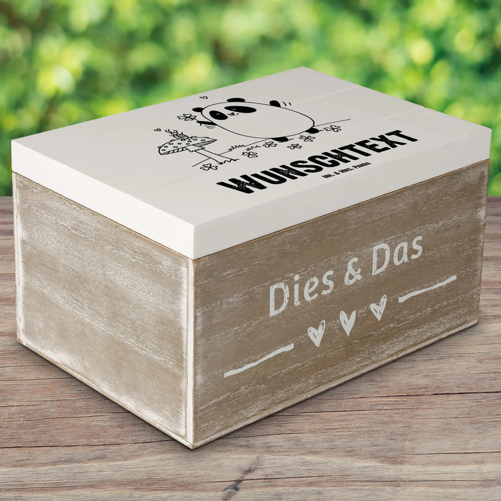 Personalisierte Holzkiste Panda Glück mit Namen, Erinnerungsbox mit Namen, Dekokiste Personalisiert, Truhe mit Namen, GEschenkdose Personalisiert, Geschenkbox Personalisiert, Aufbewahrungsbox mit Namen, Kiste mit Namen, Truhe Personalisiert, Kiste Personalisiert, Holzkiste mit Namen, Schatulle mit Namen, Dekokiste mit Namen, Holzkiste Personalisiert, Erinnerungsbox Personalisiert, Erinnerungskiste Personalisiert, Schatzkiste Personalisiert, Schatzkiste mit Namen, Schatulle Personalisiert, Aufbewahrungsbox Personalisiert