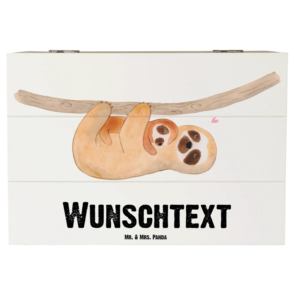 Personalisierte Holzkiste Faultier Kind Holzkiste mit Namen, Aufbewahrungsbox Personalisiert, Schatzkiste mit Namen, Erinnerungskiste Personalisiert, GEschenkdose Personalisiert, mit Namen, Truhe mit Namen, Schatulle mit Namen, Holzkiste Personalisiert, Truhe Personalisiert, Erinnerungsbox mit Namen, Dekokiste mit Namen, Kiste mit Namen, Schatzkiste Personalisiert, Dekokiste Personalisiert, Schatulle Personalisiert, Kiste Personalisiert, Geschenkbox Personalisiert, Aufbewahrungsbox mit Namen, Erinnerungsbox Personalisiert, Faultier, Faultier Deko, Faultier Geschenk, Liebe, Baby, Geburt, Spaß, Mama, Mutter, Niedlichkeit, Kinder, Kind, Faulheit
