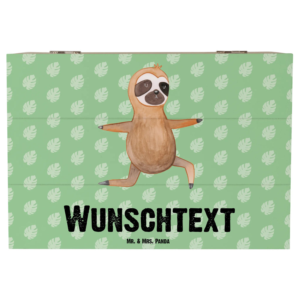 Personalisierte Holzkiste Faultier Yoga Truhe mit Namen, Dekokiste Personalisiert, Erinnerungsbox mit Namen, Schatzkiste Personalisiert, Holzkiste Personalisiert, Holzkiste mit Namen, Erinnerungsbox Personalisiert, Dekokiste mit Namen, Geschenkbox Personalisiert, Schatulle mit Namen, Aufbewahrungsbox Personalisiert, Kiste Personalisiert, GEschenkdose Personalisiert, Truhe Personalisiert, mit Namen, Erinnerungskiste Personalisiert, Aufbewahrungsbox mit Namen, Kiste mit Namen, Schatulle Personalisiert, Schatzkiste mit Namen, Faultier, Faultier Deko, Faultier Geschenk, Lieblingstier, Gelassenheit, faul, Entspannung, Krieger, Faultiere, Yogaübungen, Yoga, Meditation, Namaste, Atmung