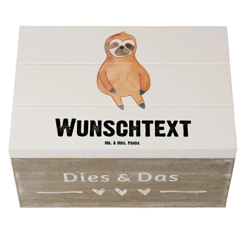 Personalizowane drewniane pudełko leniwiec Zadowolony Geschenkbox Personalisiert, Aufbewahrungsbox Personalisiert, Schatzkiste Personalisiert, Schatulle mit Namen, Kiste mit Namen, GEschenkdose Personalisiert, mit Namen, Truhe Personalisiert, Dekokiste mit Namen, Dekokiste Personalisiert, Holzkiste Personalisiert, Holzkiste mit Namen, Erinnerungsbox Personalisiert, Kiste Personalisiert, Schatzkiste mit Namen, Schatulle Personalisiert, Erinnerungskiste Personalisiert, Aufbewahrungsbox mit Namen, Erinnerungsbox mit Namen, Truhe mit Namen, Faultier, Faultier Deko, Faultier Geschenk, faul, Zufrieden, Lieblingstier, Zufriedenheit, Frieden, Gelassenheit, Happy, Glück, glücklich, Pause, Faultiere, Relaxen, Ruhe
