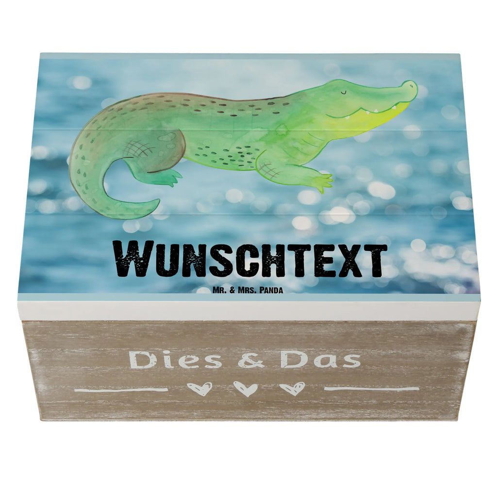 Personalised wooden chest Crocodile Aufbewahrungsbox Personalisiert, Erinnerungskiste Personalisiert, Truhe Personalisiert, Erinnerungsbox mit Namen, Aufbewahrungsbox mit Namen, Dekokiste Personalisiert, Kiste mit Namen, Holzkiste mit Namen, GEschenkdose Personalisiert, mit Namen, Schatzkiste mit Namen, Kiste Personalisiert, Holzkiste Personalisiert, Erinnerungsbox Personalisiert, Truhe mit Namen, Dekokiste mit Namen, Schatulle mit Namen, Geschenkbox Personalisiert, Schatulle Personalisiert, Schatzkiste Personalisiert, Urlaub, Meerestiere, Meer, Reiselust, Krokodil, Freundin, Lieblingsmensch, Verrückt sein, Abenteuerlust, Beste Freundin, Krokodile, Spontan sein