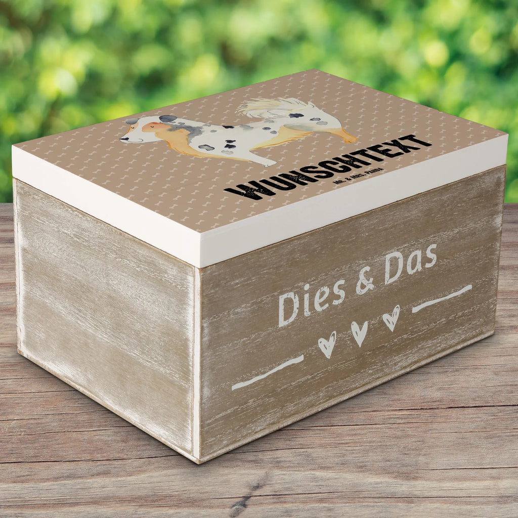 Personalised wooden chest Dog Australia Shepherd Schatulle mit Namen, Holzkiste Personalisiert, Kiste mit Namen, GEschenkdose Personalisiert, Aufbewahrungsbox Personalisiert, Erinnerungskiste Personalisiert, Schatzkiste Personalisiert, Geschenkbox Personalisiert, Truhe Personalisiert, Schatzkiste mit Namen, Schatulle Personalisiert, mit Namen, Truhe mit Namen, Dekokiste Personalisiert, Aufbewahrungsbox mit Namen, Erinnerungsbox mit Namen, Holzkiste mit Namen, Erinnerungsbox Personalisiert, Kiste Personalisiert, Dekokiste mit Namen, Sprüche, Hund, Hunderasse, Hundebesitzer, Hundemotiv, Haustier, Tierliebhaber, Hundeliebe, Familienhund, Shepherd, Spruch, Australien Shepherd