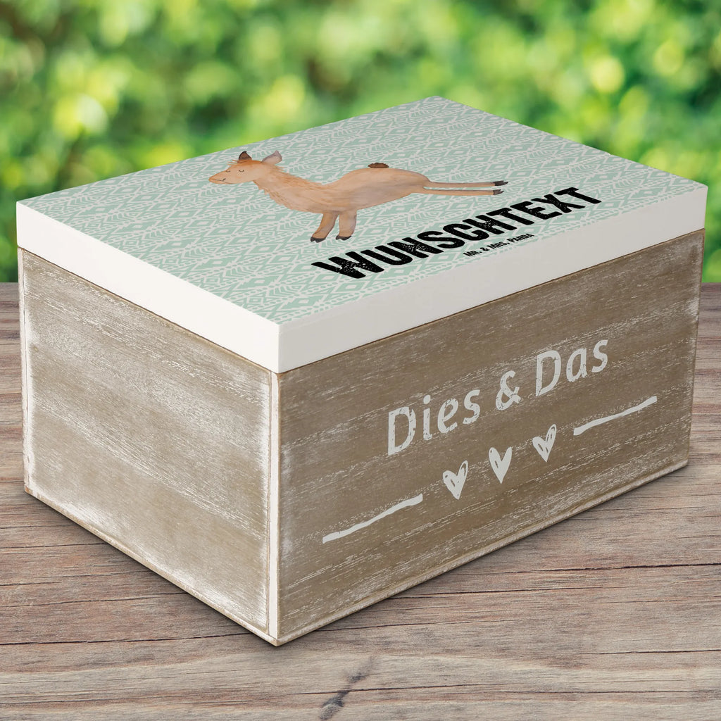 Personalised wooden chest lama Jump Schatulle Personalisiert, GEschenkdose Personalisiert, Aufbewahrungsbox mit Namen, Schatulle mit Namen, Erinnerungsbox Personalisiert, Dekokiste Personalisiert, Truhe Personalisiert, Schatzkiste mit Namen, Aufbewahrungsbox Personalisiert, Holzkiste mit Namen, Kiste Personalisiert, Truhe mit Namen, Holzkiste Personalisiert, Dekokiste mit Namen, Geschenkbox Personalisiert, Erinnerungskiste Personalisiert, mit Namen, Schatzkiste Personalisiert, Kiste mit Namen, Erinnerungsbox mit Namen, Lama, Alpaka, Lamas, Prüfung, Freundin, Glück, Start, Fröhlich, Happy Day, Neustart, Lieblingstag, Guten Morgen, Abitur, Liebeskummer