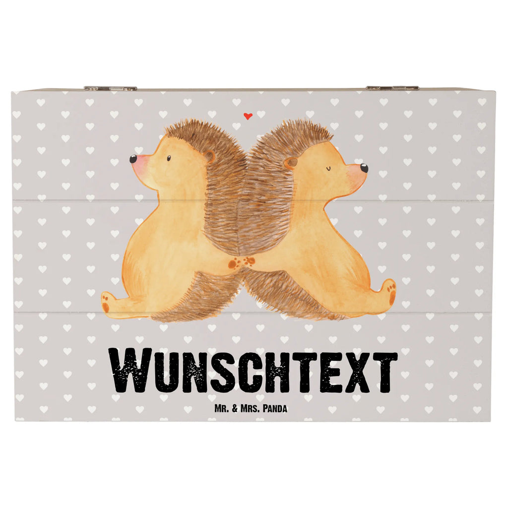 Personalisierte Holzkiste Igel händchenhaltend Erinnerungskiste Personalisiert, Geschenkbox Personalisiert, Schatulle Personalisiert, Holzkiste Personalisiert, Kiste Personalisiert, Schatulle mit Namen, Truhe mit Namen, Erinnerungsbox Personalisiert, Kiste mit Namen, Aufbewahrungsbox Personalisiert, Aufbewahrungsbox mit Namen, mit Namen, Dekokiste Personalisiert, Dekokiste mit Namen, Erinnerungsbox mit Namen, Schatzkiste mit Namen, Truhe Personalisiert, Schatzkiste Personalisiert, GEschenkdose Personalisiert, Holzkiste mit Namen, Partner, Ehemann, Heiratsantrag, Ehefrau, Liebe, Freund, Hocheitstag, Liebesgeschenk, Jahrestag, Freundin, Heiraten, Verlobung, Igelliebe, Geschenk für Zwei, Liebesbeweis, Lieblingsmensch, Love, Hand in Hand, Große Liebe, Igel, Liebesbotschaft, Gemeinsamkeit, Hochzeit