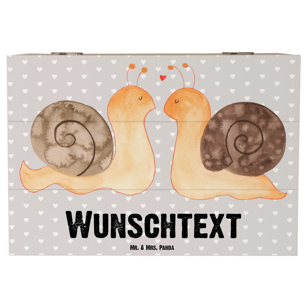 Personalisierte Holzkiste Schnecken Liebe Schatulle mit Namen, Dekokiste Personalisiert, Schatzkiste mit Namen, Erinnerungskiste, Holzkiste Personalisiert, Truhe mit Namen, mit Namen, Dekokiste mit Namen, Erinnerungskiste Personalisiert, Schatzkiste Personalisiert, Schatulle Personalisiert, GEschenkdose personalisiert, Aufbewahrungsbox mit Namen, Truhe Personalisiert, Holzkiste mit Namen, Kiste mit Namen, Geschenkbox personalisiert, Erinnerungsbox Personalisiert, Kiste Personalisiert, Aufbewahrungsbox Personalisiert, Erinnerungsbox mit Namen, Liebe, Partner, Freund, Freundin, Ehemann, Ehefrau, Heiraten, Verlobung, Heiratsantrag, Liebesgeschenk, Jahrestag, Hocheitstag
