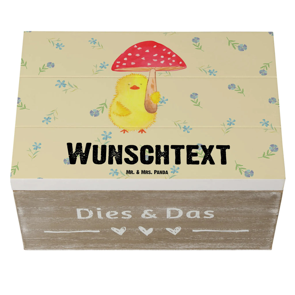 Personalisierte Holzkiste Küken Fliegenpilz Holzkiste Personalisiert, Aufbewahrungsbox mit Namen, Schatulle Personalisiert, Geschenkbox Personalisiert, Truhe Personalisiert, Truhe mit Namen, Holzkiste mit Namen, Erinnerungsbox mit Namen, Aufbewahrungsbox Personalisiert, Kiste mit Namen, Schatulle mit Namen, GEschenkdose Personalisiert, Schatzkiste mit Namen, Dekokiste Personalisiert, Schatzkiste Personalisiert, mit Namen, Erinnerungsbox Personalisiert, Dekokiste mit Namen, Erinnerungskiste Personalisiert, Kiste Personalisiert, Ostern Geschenk, Osterdeko, Ostern, Ostergeschenke, Ostergeschenke Kinder, Geschenke zu Ostern, Ostern Kinder, Osterhase, Osternest, Fliegenpilz, Frohe Ostern, Küken, Glückspilz, Ostergrüße