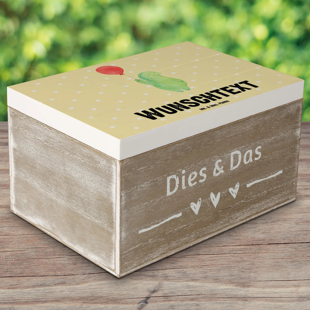 Personalisierte Holzkiste Schildkröte Luftballon Erinnerungskiste Personalisiert, Erinnerungsbox Personalisiert, Kiste Personalisiert, Kiste mit Namen, Truhe Personalisiert, Schatulle mit Namen, Truhe mit Namen, Holzkiste mit Namen, Holzkiste Personalisiert, Schatzkiste Personalisiert, Dekokiste Personalisiert, Schatzkiste mit Namen, Aufbewahrungsbox mit Namen, Aufbewahrungsbox Personalisiert, Geschenkbox Personalisiert, GEschenkdose Personalisiert, Schatulle Personalisiert, mit Namen, Erinnerungsbox mit Namen, Dekokiste mit Namen, Schildkröte, Motivation, Mutausbruch, Motivationsspruch, Schildkröten