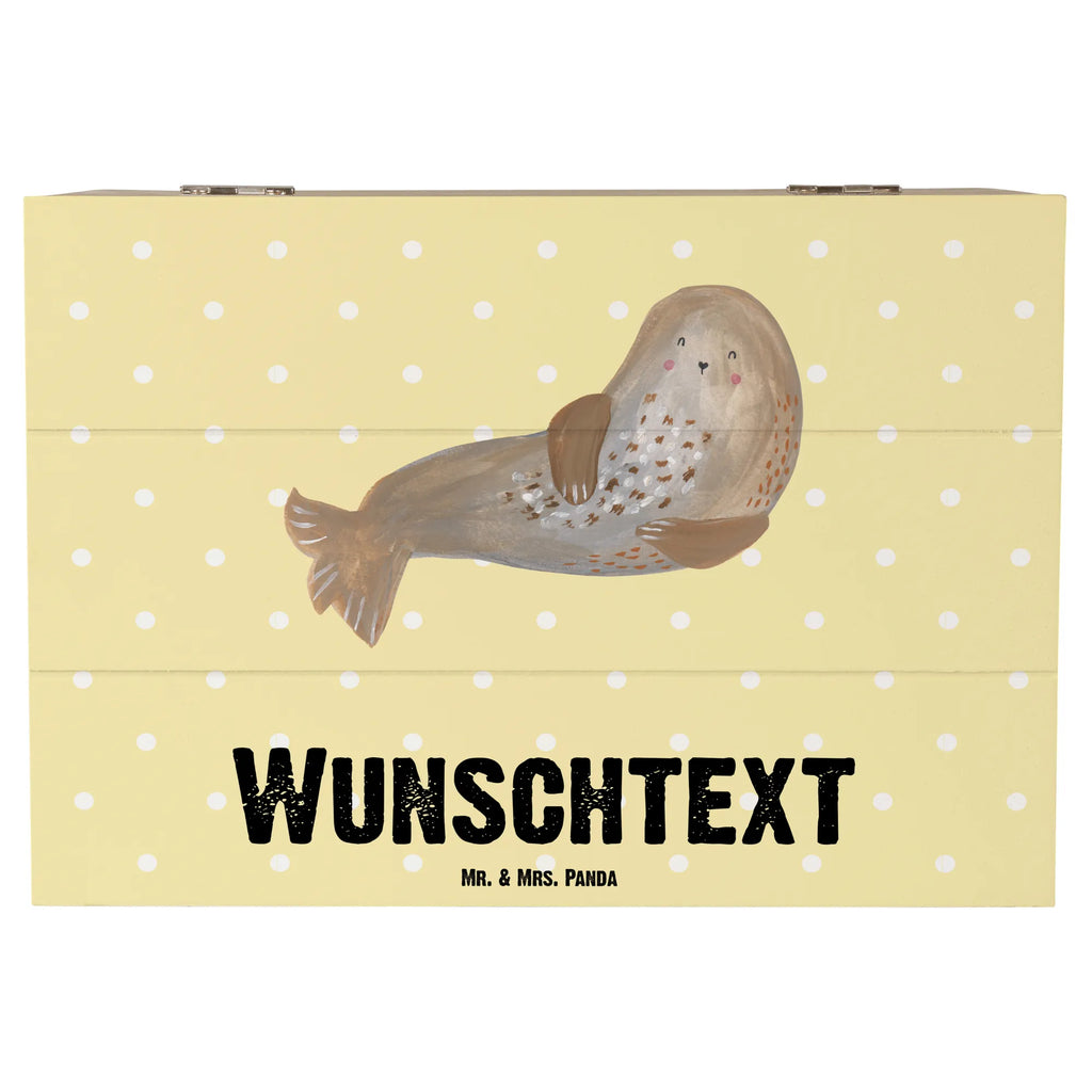 Personalisierte Holzkiste Robbe lachend Kiste mit Namen, Dekokiste Personalisiert, Truhe mit Namen, Truhe Personalisiert, Erinnerungskiste Personalisiert, mit Namen, Aufbewahrungsbox Personalisiert, Holzkiste Personalisiert, Dekokiste mit Namen, Holzkiste mit Namen, GEschenkdose Personalisiert, Schatzkiste mit Namen, Schatulle Personalisiert, Aufbewahrungsbox mit Namen, Erinnerungsbox mit Namen, Schatzkiste Personalisiert, Schatulle mit Namen, Kiste Personalisiert, Geschenkbox Personalisiert, Erinnerungsbox Personalisiert, Lustige Sprüche, Tiere, Tiermotive, Gute Laune, Meerestier, Robben, Nordsee, Ostsee, Strand, Seehund, Robbe