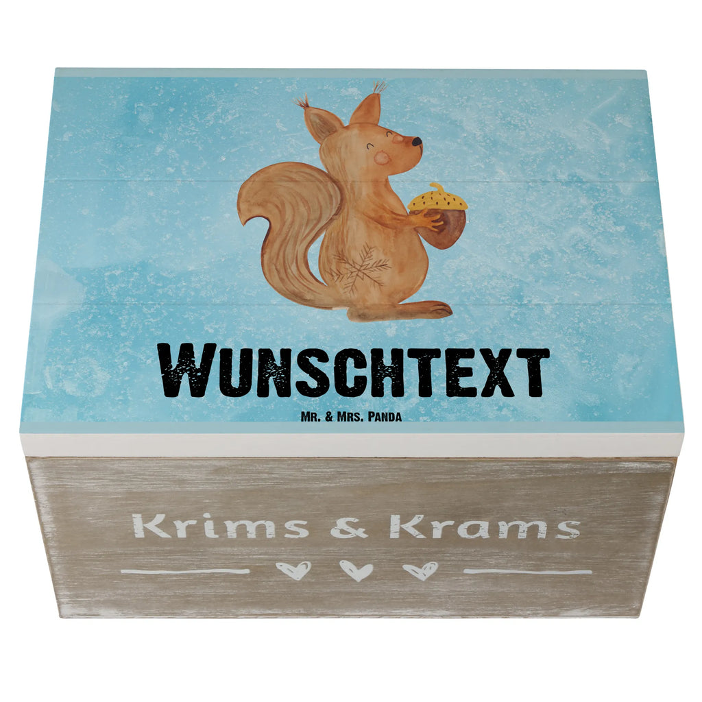 Personalised wooden chest Squirrel Christmas Truhe Personalisiert, Schatulle Personalisiert, Schatulle mit Namen, Geschenkbox Personalisiert, Truhe mit Namen, Dekokiste Personalisiert, Schatzkiste mit Namen, Holzkiste mit Namen, Erinnerungskiste Personalisiert, Erinnerungsbox Personalisiert, Schatzkiste Personalisiert, Aufbewahrungsbox Personalisiert, GEschenkdose Personalisiert, Kiste Personalisiert, Erinnerungsbox mit Namen, Dekokiste mit Namen, Aufbewahrungsbox mit Namen, Kiste mit Namen, Holzkiste Personalisiert, mit Namen, Weihnachten, Winter, Weihnachtsdeko, Nikolaus, Advent, Heiligabend, Wintermotiv, Weihnachtsgruß, Frohe Weihnachten, Vogel, Neujahr, Guten Rutsch, Frohes Neues Jahr, Weihnachtsmotiv