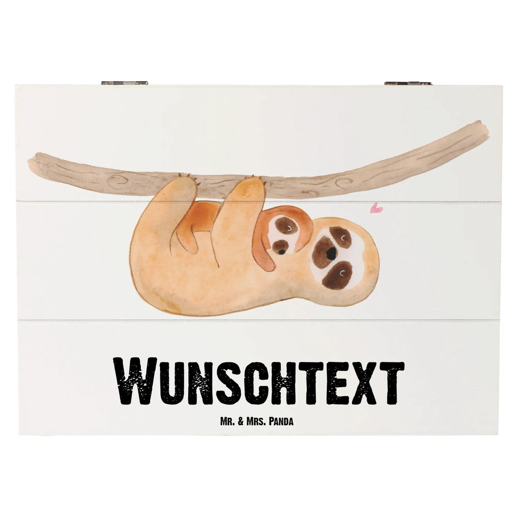 Personalisierte Holzkiste Faultier Kind Holzkiste mit Namen, Aufbewahrungsbox Personalisiert, Schatzkiste mit Namen, Erinnerungskiste Personalisiert, GEschenkdose Personalisiert, mit Namen, Truhe mit Namen, Schatulle mit Namen, Holzkiste Personalisiert, Truhe Personalisiert, Erinnerungsbox mit Namen, Dekokiste mit Namen, Kiste mit Namen, Schatzkiste Personalisiert, Dekokiste Personalisiert, Schatulle Personalisiert, Kiste Personalisiert, Geschenkbox Personalisiert, Aufbewahrungsbox mit Namen, Erinnerungsbox Personalisiert, Faultier, Faultier Deko, Faultier Geschenk, Liebe, Baby, Geburt, Spaß, Mama, Mutter, Niedlichkeit, Kinder, Kind, Faulheit
