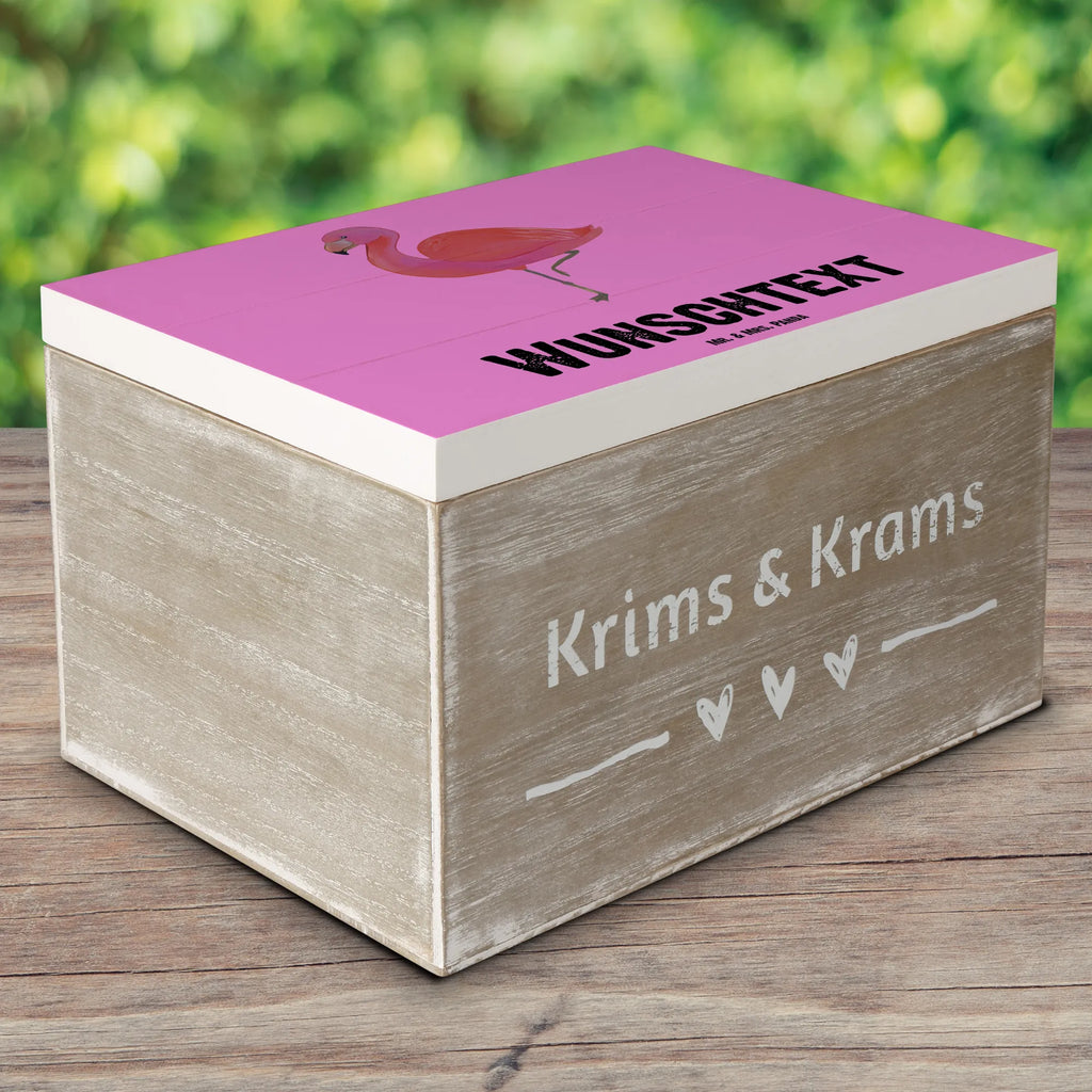 Personalised wooden chest flamingo Classic Kiste mit Namen, Aufbewahrungsbox Personalisiert, Dekokiste mit Namen, Schatulle Personalisiert, mit Namen, Erinnerungskiste Personalisiert, Holzkiste Personalisiert, Holzkiste mit Namen, Truhe Personalisiert, Dekokiste Personalisiert, Erinnerungsbox Personalisiert, Geschenkbox personalisiert, Schatzkiste Personalisiert, Aufbewahrungsbox mit Namen, Schatzkiste mit Namen, Schatulle mit Namen, Truhe mit Namen, Erinnerungsbox mit Namen, Kiste Personalisiert, GEschenkdose personalisiert, Erinnerungskiste, Flamingo, für mich, Sohn, Freundin, ich, Tochter, Freundinnen, Außenseiter, Einzigartig, Selbstliebe, Spruch, Geschwister, Stolz