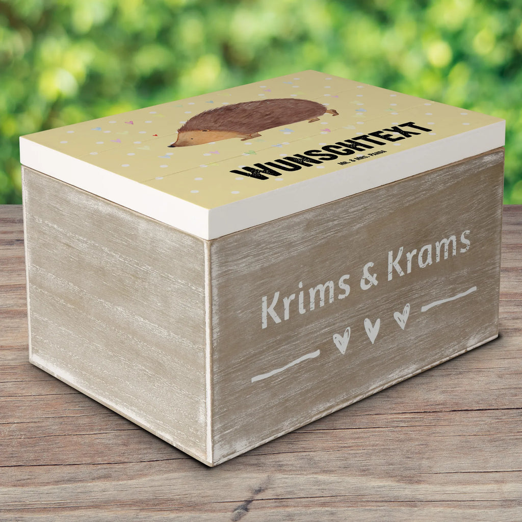 Personalised wooden chest Hedgehog hearts Schatzkiste Personalisiert, Schatzkiste mit Namen, Erinnerungskiste Personalisiert, Erinnerungsbox mit Namen, Erinnerungsbox Personalisiert, Holzkiste mit Namen, Dekokiste Personalisiert, Dekokiste mit Namen, Schatulle Personalisiert, Truhe Personalisiert, mit Namen, Aufbewahrungsbox mit Namen, GEschenkdose Personalisiert, Kiste Personalisiert, Schatulle mit Namen, Kiste mit Namen, Holzkiste Personalisiert, Aufbewahrungsbox Personalisiert, Truhe mit Namen, Geschenkbox Personalisiert, Lustige Sprüche, Tiere, Tiermotive, Gute Laune, Liebe, Leben, Kuss, Herzen, Herz, Vertrauen, Igel