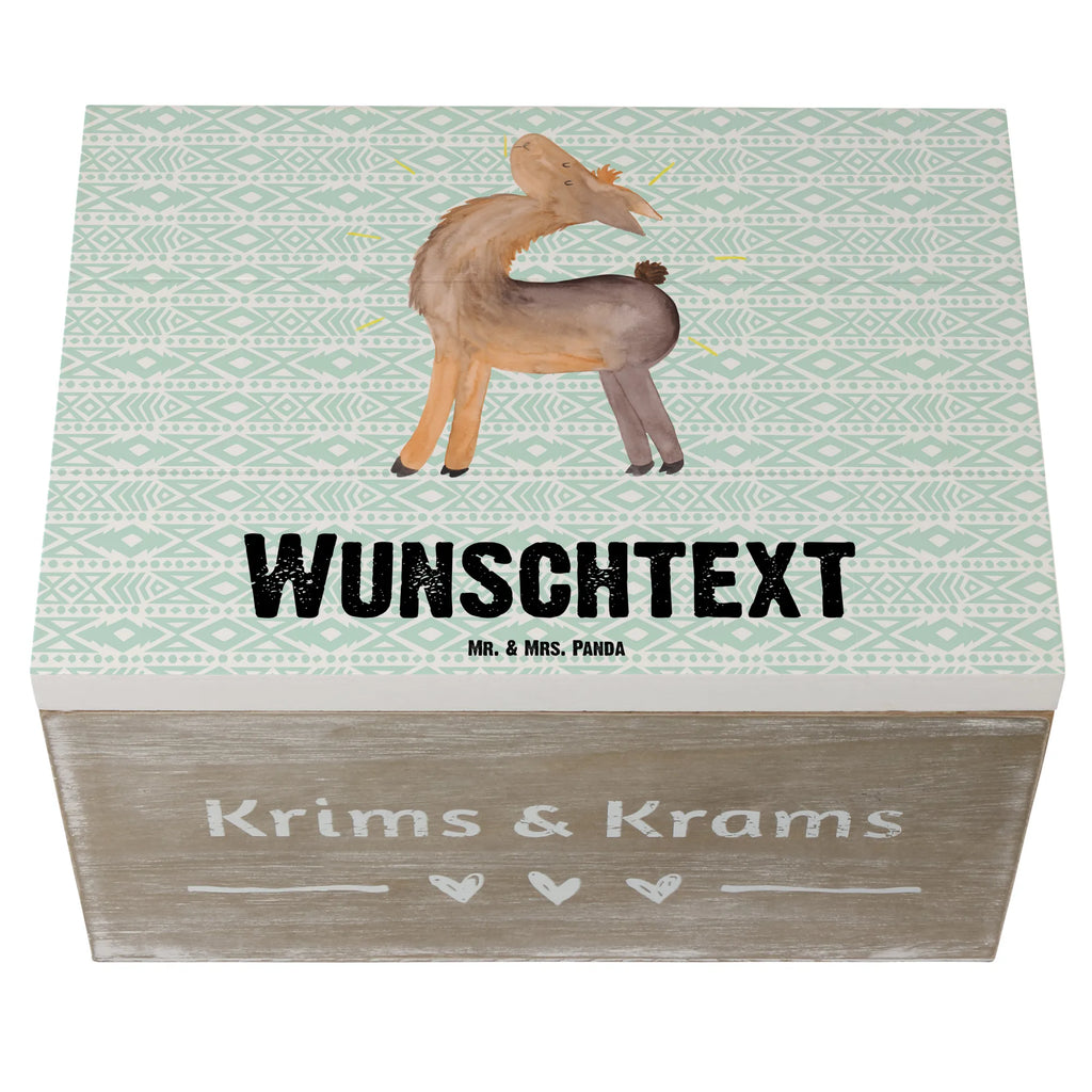 Personalisierte Holzkiste Lama Stolz Schatulle Personalisiert, Aufbewahrungsbox Personalisiert, Truhe Personalisiert, Aufbewahrungsbox mit Namen, Erinnerungskiste, Kiste Personalisiert, Kiste mit Namen, mit Namen, Dekokiste mit Namen, Dekokiste Personalisiert, Holzkiste Personalisiert, Schatzkiste mit Namen, Erinnerungskiste Personalisiert, Schatulle mit Namen, Geschenkbox personalisiert, Erinnerungsbox Personalisiert, Schatzkiste Personalisiert, Holzkiste mit Namen, Truhe mit Namen, GEschenkdose personalisiert, Erinnerungsbox mit Namen, Lama, Alpaka, stolz, Familie, Freundinnen, beste Freundin, Neustart, Lamas, Kumpel, Freundin, Hippie, Außenseiter, Family, Anders