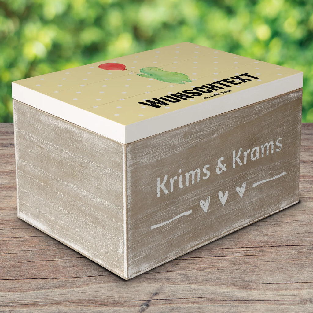Personalisierte Holzkiste Schildkröte Luftballon Erinnerungskiste Personalisiert, Erinnerungsbox Personalisiert, Kiste Personalisiert, Kiste mit Namen, Truhe Personalisiert, Schatulle mit Namen, Truhe mit Namen, Holzkiste mit Namen, Holzkiste Personalisiert, Schatzkiste Personalisiert, Dekokiste Personalisiert, Schatzkiste mit Namen, Aufbewahrungsbox mit Namen, Aufbewahrungsbox Personalisiert, Geschenkbox Personalisiert, GEschenkdose Personalisiert, Schatulle Personalisiert, mit Namen, Erinnerungsbox mit Namen, Dekokiste mit Namen, Schildkröte, Motivation, Mutausbruch, Motivationsspruch, Schildkröten