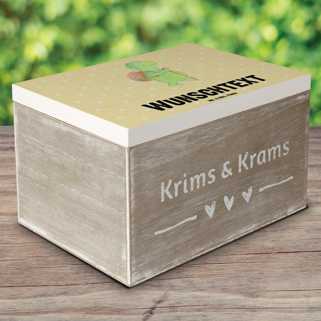 Personalisierte Holzkiste Schildkröte Wanderer Kiste Personalisiert, Schatulle Personalisiert, Erinnerungsbox Personalisiert, Schatzkiste mit Namen, Holzkiste Personalisiert, Schatulle mit Namen, Schatzkiste Personalisiert, Dekokiste mit Namen, Holzkiste mit Namen, Aufbewahrungsbox Personalisiert, Geschenkbox Personalisiert, Erinnerungsbox mit Namen, Aufbewahrungsbox mit Namen, GEschenkdose Personalisiert, Kiste mit Namen, Erinnerungskiste Personalisiert, Dekokiste Personalisiert, mit Namen, Truhe mit Namen, Truhe Personalisiert, Schildkröte, Motivationssprüche, Motivationsspruch, Neuanfang, Schildkröten, Motivation