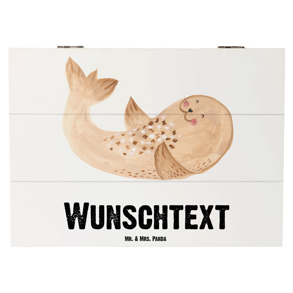 Personalisierte Holzkiste Robbe liegend Schatulle mit Namen, Schatzkiste mit Namen, mit Namen, Holzkiste mit Namen, Kiste Personalisiert, Aufbewahrungsbox Personalisiert, Geschenkbox Personalisiert, Dekokiste Personalisiert, Kiste mit Namen, Erinnerungsbox mit Namen, Erinnerungskiste Personalisiert, Schatzkiste Personalisiert, Erinnerungsbox Personalisiert, Holzkiste Personalisiert, Aufbewahrungsbox mit Namen, Truhe Personalisiert, GEschenkdose Personalisiert, Truhe mit Namen, Dekokiste mit Namen, Schatulle Personalisiert, Lustige Sprüche, Tiere, Tiermotive, Gute Laune, Nordsee, Seehund, Robbe, Meerestier, Strand, Lachen, Freude, Ostsee, Robben