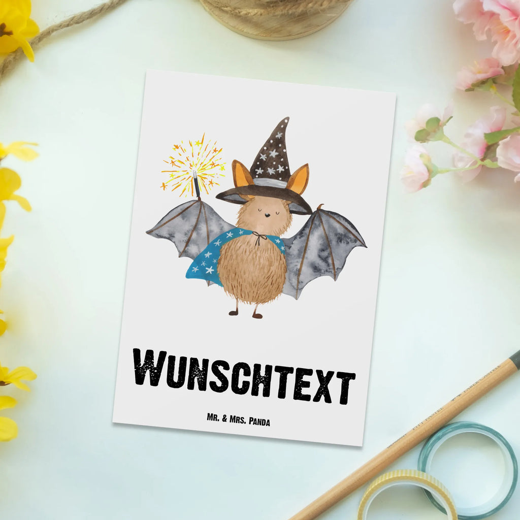 Personalisierte Postkarte Fledermaus Zauberer Postkarte mit Namen, Geschenkkarte mit Namen, Postkarte mit Wunschtext, Karte mit Namen, Einladung mit Namen, Postkarte bedrucken, Postkarte personalisierbar, Karte mit Wunschtext, Grußkarte mit Wunschtext, Grußkarte mit Namen, Geschenkkarte mit Wunschtext, Ansichtskarte mit Wunschtext, Ansichtskarte mit Namen, Einladung mit Wunschtext, Tiermotive, Gute Laune, lustige Sprüche, Tiere, Fledermaus, Zauberer, Fledermäuse, reinsteigern, Magier, Frauen