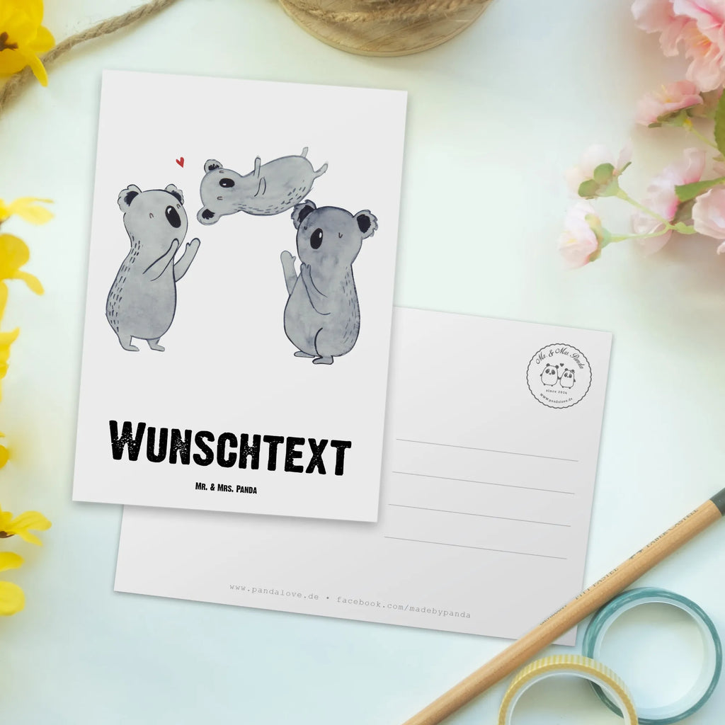 Personalisierte Postkarte Koala Feiern Sich Grußkarte mit Wunschtext, Grußkarte mit Namen, Ansichtskarte mit Namen, Postkarte personalisierbar, Karte mit Namen, Geschenkkarte mit Wunschtext, Postkarte bedrucken, Einladung mit Wunschtext, Postkarte mit Namen, Einladung mit Namen, Geschenkkarte mit Namen, Ansichtskarte mit Wunschtext, Karte mit Wunschtext, Postkarte mit Wunschtext, Geburtstag, Geburtstagsgeschenk, Geschenk, Kind, Koala, Eltern, Liebe, Herz, Familie