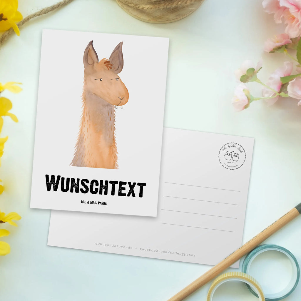 Personalisierte Postkarte Lamakopf Genervt Geschenkkarte mit Wunschtext, Postkarte mit Namen, Geschenkkarte mit Namen, Postkarte bedrucken, Ansichtskarte mit Wunschtext, Grußkarte mit Wunschtext, Karte mit Wunschtext, Postkarte mit Wunschtext, Ansichtskarte mit Namen, Einladung mit Namen, Postkarte personalisierbar, Grußkarte mit Namen, Karte mit Namen, Einladung mit Wunschtext, Lama, Alpaka, Chef, Lamas, Azubi, genervt sein, Büroalltag, Büro, Partnerin, Recht haben, Freundin, beste Freundin, Chefin