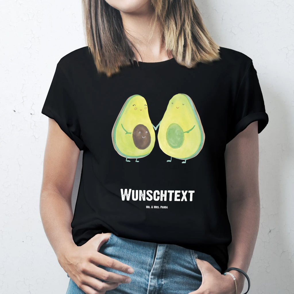 Personalisiertes T-Shirt Avocado Pärchen Wunschtext, Bedrucken, T-Shirt mit Namen, T-Shirt Personalisiert, T-Shirt mit Aufruck, Veggie, Vegan, Avocado, Gesund, Liebe, Avocuddle, Hochzeit, Avocados, Babyparty, Kinder, Familie, Geburt, Babyshower, Schwangerschaft