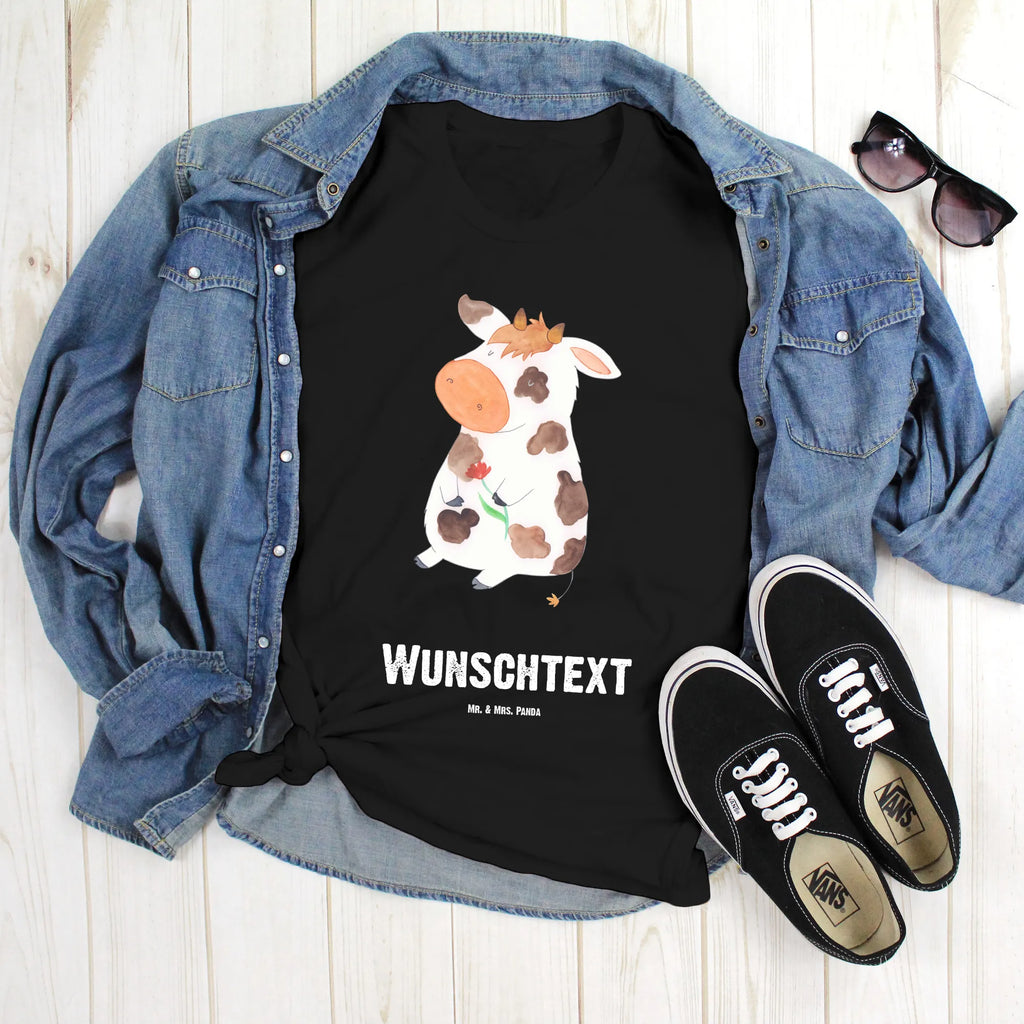 Personalised T-Shirt Cow Wunschtext, T-Shirt mit Aufruck, T-Shirt Personalisiert, T-Shirt mit Namen, Bedrucken, Landwirtin, Hoftiere, Bauernhof, Landwirt, Motivtion, Magie, Milch, Kuh, Träume, Kühe, Milchkuh, Spruch, Flausen, Hof