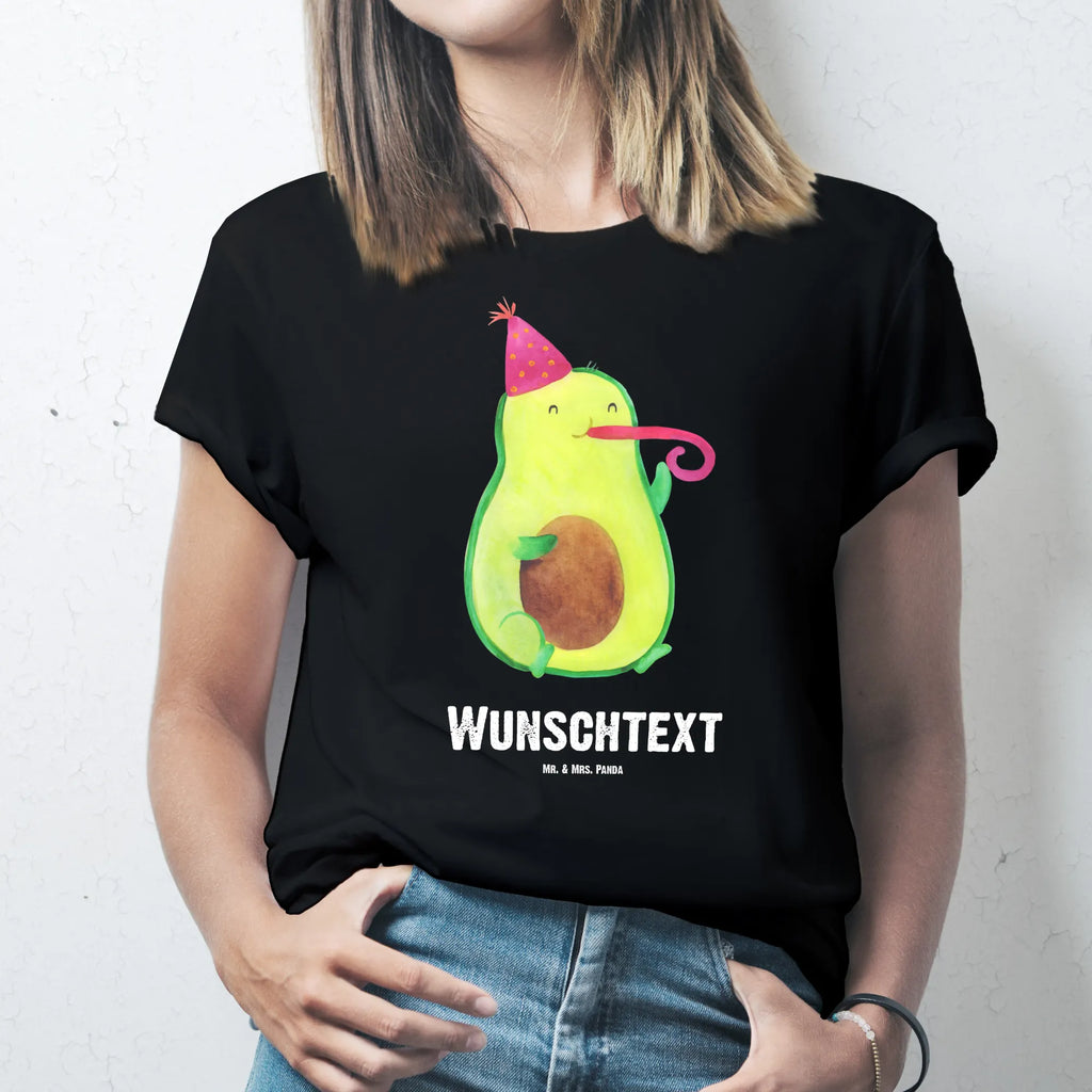Personalised T-Shirt avocado Celebration T-Shirt mit Namen, T-Shirt mit Aufruck, T-Shirt Personalisiert, Bedrucken, Wunschtext, Frauen, Männer, Avocado, Veggie, Vegan, Gesund, Feierlichkeit, Party, Feier, Tröte, Gute Laune, Geburtstag, Fete
