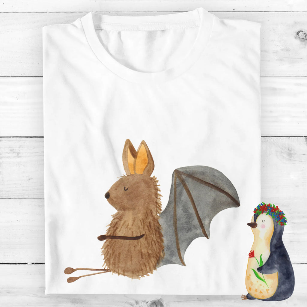 Personalisiertes T-Shirt Fledermaus sitzend T-Shirt mit Aufruck, Wunschtext, T-Shirt mit Namen, T-Shirt Personalisiert, Bedrucken, Lustige Sprüche, Gute Laune, Tiere, Tiermotive, Entspannen, Fledermäuse, Fledermaus, Motivation