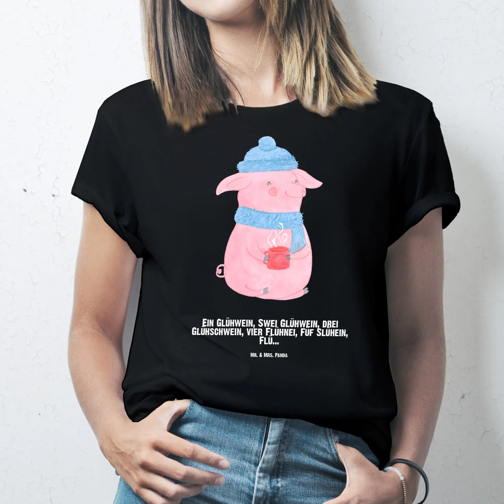 Personalisiertes T-Shirt Schweinchen Glühwein T-Shirt mit Namen, T-Shirt Personalisiert, T-Shirt mit Aufruck, Wunschtext, Bedrucken, Winter, Weihnachtsdeko, Weihnachten, Nikolaus, Advent, Heiligabend, Wintermotiv, Spruch, Betrunken, Glühwein, Weihnachtsmarkt