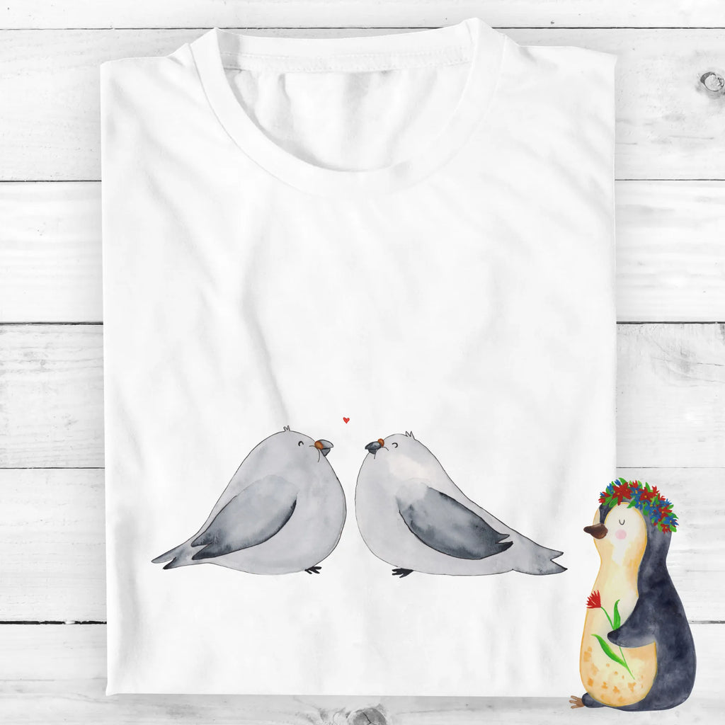 Personalised T-Shirt Turtledoves in love T-Shirt mit Namen, T-Shirt Personalisiert, T-Shirt mit Aufruck, Wunschtext, Bedrucken, Freund, Jahrestag, Verlobung, Partner, Ehemann, Ehefrau, Freundin, Liebesgeschenk, Liebe, Heiraten, Heiratsantrag, Hocheitstag, Geschenk Freund, Verheiratet, Geschenk Freundin, Verliebt, Hochzeitstag, Turteltäubchen, Tauben, Turteltauben, Liebesbeweis, Geschenk Hochzeit, Verlobt