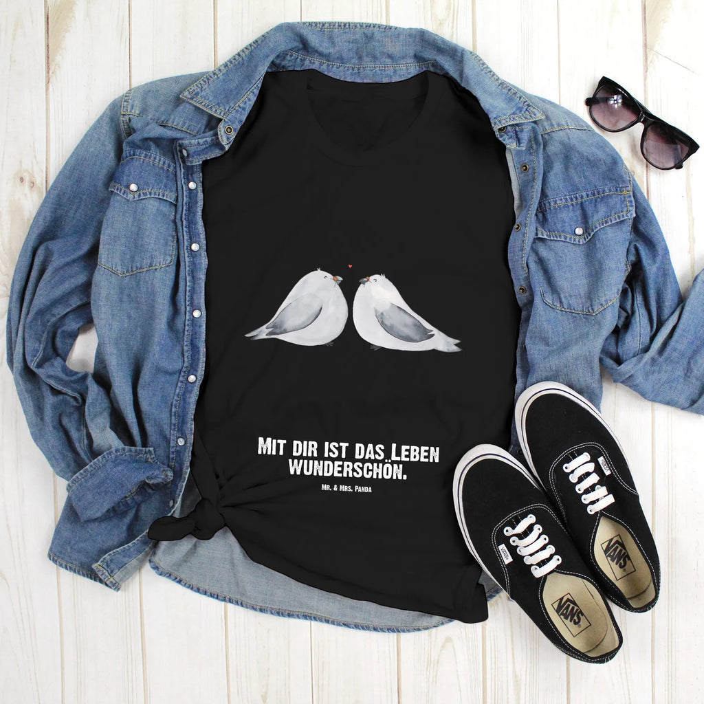 Personalised T-Shirt Turtledoves in love T-Shirt mit Namen, T-Shirt Personalisiert, T-Shirt mit Aufruck, Wunschtext, Bedrucken, Freund, Jahrestag, Verlobung, Partner, Ehemann, Ehefrau, Freundin, Liebesgeschenk, Liebe, Heiraten, Heiratsantrag, Hocheitstag, Geschenk Freund, Verheiratet, Geschenk Freundin, Verliebt, Hochzeitstag, Turteltäubchen, Tauben, Turteltauben, Liebesbeweis, Geschenk Hochzeit, Verlobt