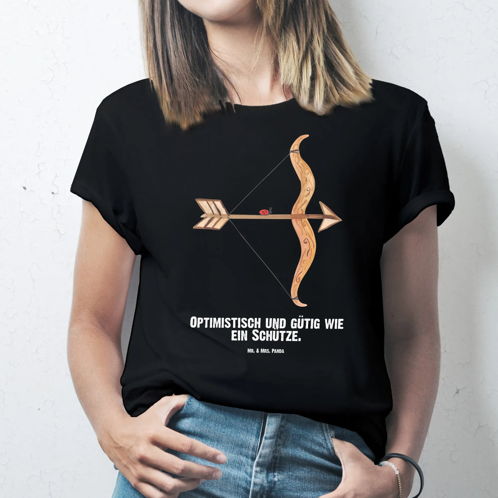 Personalised T-Shirt Star sign Protect T-Shirt mit Namen, T-Shirt mit Aufruck, Männer, Bedrucken, T-Shirt Personalisiert, Frauen, Wunschtext, Tierkreiszeichen, Sternzeichen, Horoskop, Astrologie, Aszendent, Schütze Geschenk, Schütze Sternzeichen, Geschenk November, Geschenk Dezember, Geburtstag Dezember, Schütze, Geschenk Schützenfest, Geburtstag November