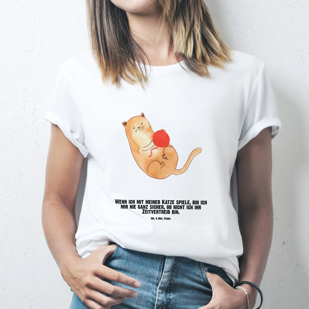 Rozmiar L Personalizowana koszulka kot wełna Wunschtext, T-Shirt Personalisiert, T-Shirt mit Namen, Bedrucken, T-Shirt mit Aufruck, Katzenfreund, Katzensouvenirs, Katze, Katzenliebhaberprodukte, Katzenprodukte, Katzenmotive, Katzenartikel, Katzendeko, Katzenfan, Katzenaccessoires, Katzenmotiv, Katzenliebhaber, Haustier, Wollknäuel, Spielen, Spiel, Mietze, Wolle, Verspielt, Cats, Cat, Katzenbesitzerin, Katzen, Kater, Katzenhalter