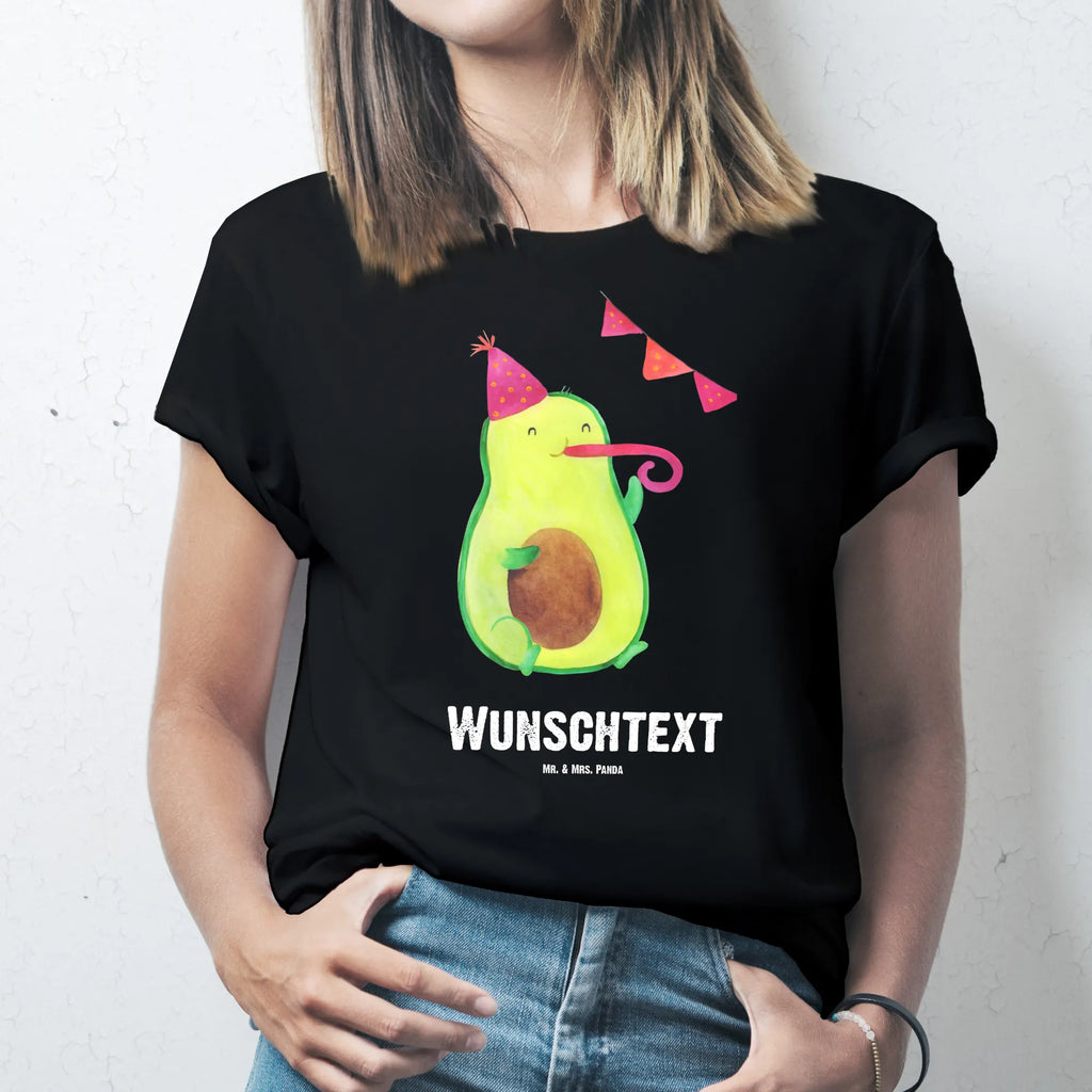 Personalisiertes T-Shirt Avocado Party T-Shirt Personalisiert, Bedrucken, T-Shirt mit Aufruck, T-Shirt mit Namen, Wunschtext, Avocado, Veggie, Vegan, Gesund, Geburtstagsfeier, Geburtstag, Party, Bestanden, Feier, Firmenfeier, Happy Birthday, Abifeier, Klassenfeier, Schulabschluss, Jahrestag, Lieblingstag, Abi, Avocados, Jubiläum, Feierei, Prüfung, Abschluss