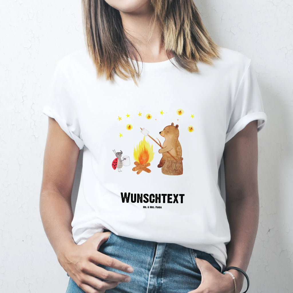 Personalisiertes T-Shirt Bär & Marienkäfer Lagerfeuer T-Shirt mit Namen, Wunschtext, T-Shirt mit Aufruck, T-Shirt Personalisiert, Bedrucken, Teddybär, Teddy, Bär, Lagerfeuer