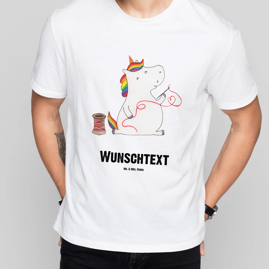 Personalisiertes T-Shirt Einhorn Näherin T-Shirt Personalisiert, Frauen, T-Shirt mit Namen, Männer, Bedrucken, T-Shirt mit Aufruck, Wunschtext, Einhorn, Einhörner, Einhorn Deko, Unicorn, Mädchen, basteln, Häkeln, Nähzimmer, Freundin, nähen, Näherin, Stricken