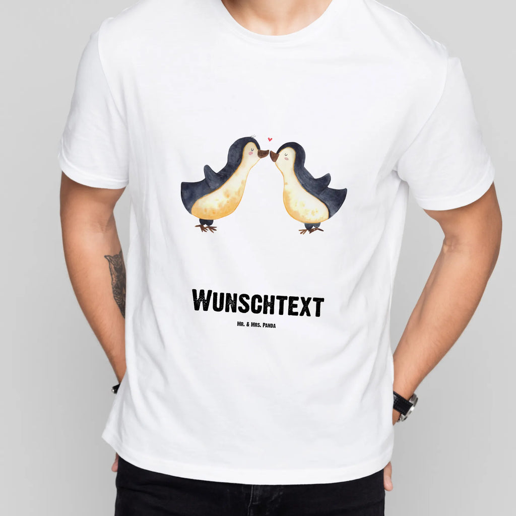 Personalised T-Shirt Penguins in love T-Shirt mit Namen, Bedrucken, T-Shirt mit Aufruck, T-Shirt Personalisiert, Wunschtext, Freund, Jahrestag, Verlobung, Partner, Ehemann, Ehefrau, Freundin, Liebesgeschenk, Liebe, Heiraten, Heiratsantrag, Hocheitstag, Pinguin Liebe, Liebesspruch, Gastgeschenk, Pinguin Paar, Geschenk Freund, Pinguine, Liebesbeweis, Geschenkidee, Verlobte, Pärchen. Liebespaar, Geschenk Hochzeitstag, Hochzeitstag, Geschenk Freundin, Verlobter, Pinguinpaar, Hochzeit, Pinguin, Love, Paar