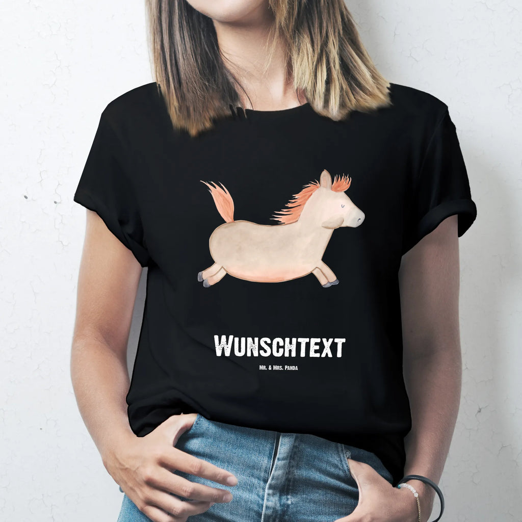 Personalised T-Shirt Horse Jump Wunschtext, Männer, T-Shirt mit Namen, Frauen, T-Shirt mit Aufruck, T-Shirt Personalisiert, Bedrucken, Bauernhof, Hoftiere, Landwirt, Landwirtin, Pony, reiten, Pferdestall, Pferde, ausreiten, Stall, Pferd, Pferdebesitzer