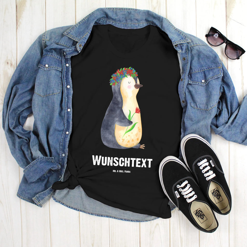 Personalisiertes T-Shirt Pinguin Blumenkranz T-Shirt mit Namen, Frauen, T-Shirt Personalisiert, Männer, T-Shirt mit Aufruck, Wunschtext, Bedrucken, Pinguin, Liebeskummer, Lebenslust, Motivation, Pinguine, Wünsche, Ziele, Geschenkidee, Lebensziele, Blumenkranz, Leben, Universum