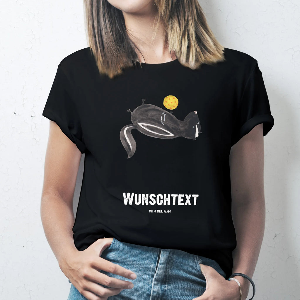 Personalised T-Shirt skunk ball T-Shirt mit Namen, Bedrucken, Wunschtext, T-Shirt Personalisiert, T-Shirt mit Aufruck, Stinktier, Skunk, Stinker, Weisheit, Raubtier, Wildtier, Stinki, Verspielt