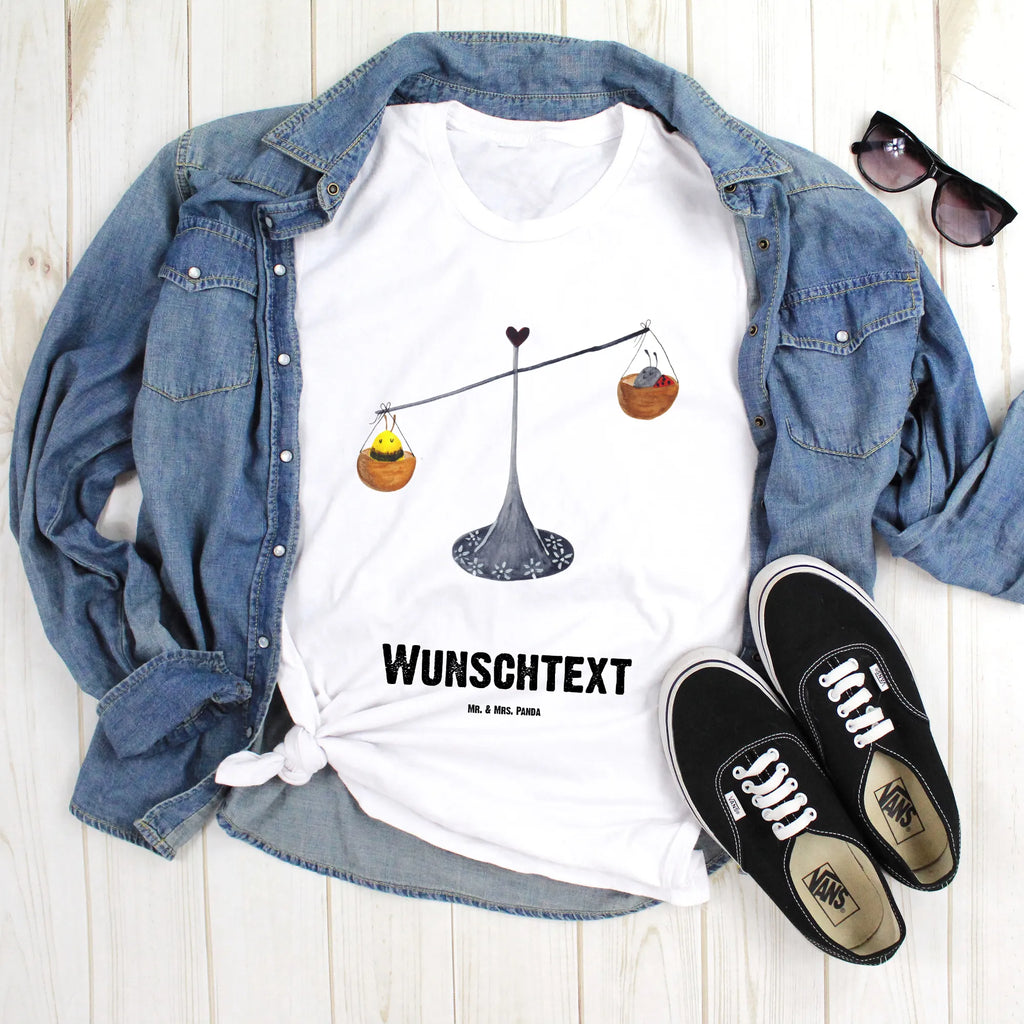 Personalisiertes T-Shirt Sternzeichen Waage Bedrucken, T-Shirt mit Aufruck, Wunschtext, T-Shirt mit Namen, T-Shirt Personalisiert, Astrologie, Aszendent, Tierkreiszeichen, Horoskop, Sternzeichen, Waage Sternzeichen, Waage, Biene, Geschenk Oktober, Marienkäfer, Gleichgewicht, Geburtstag Oktober, Waage Geschenk, Hummel, Geburtstag September, Geschenk September